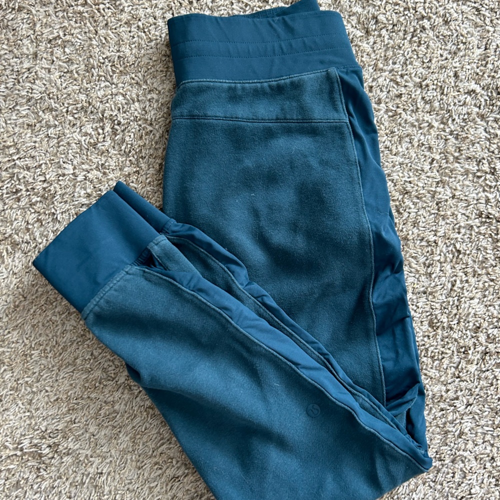 Lululemon joggers